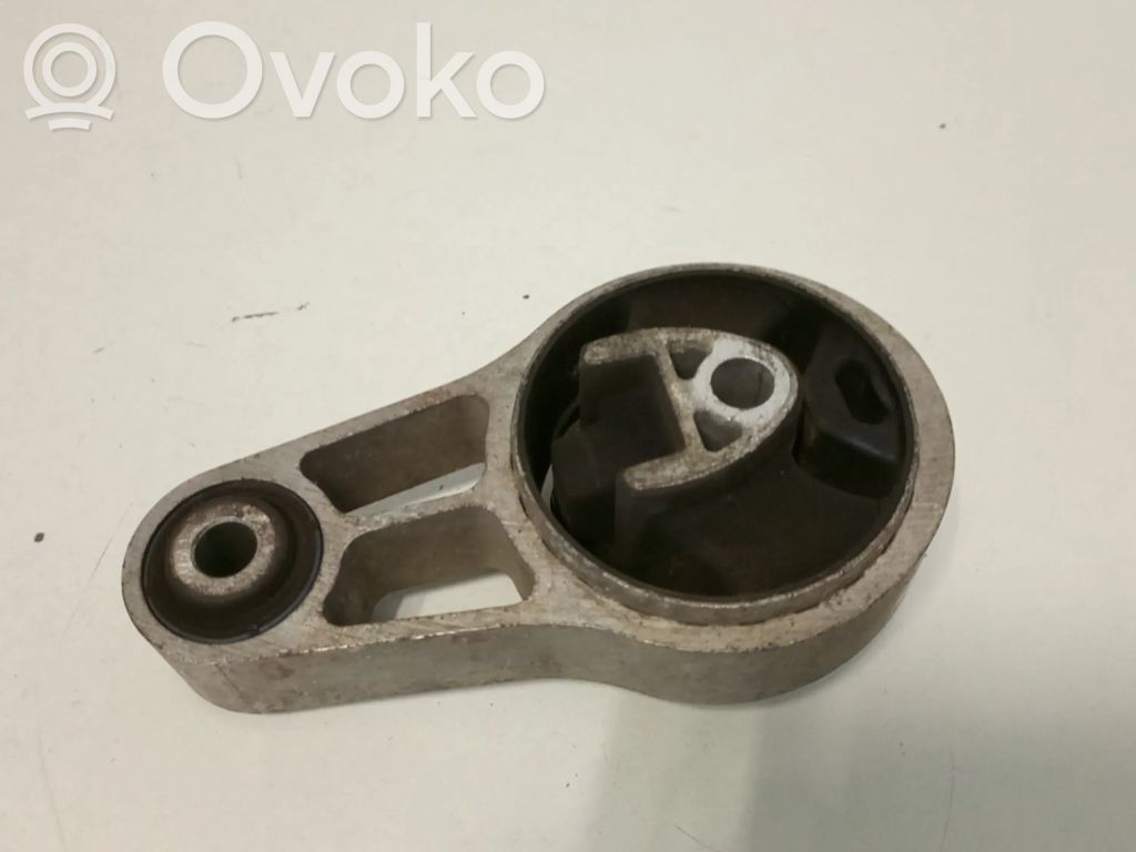 Engine mount bracket