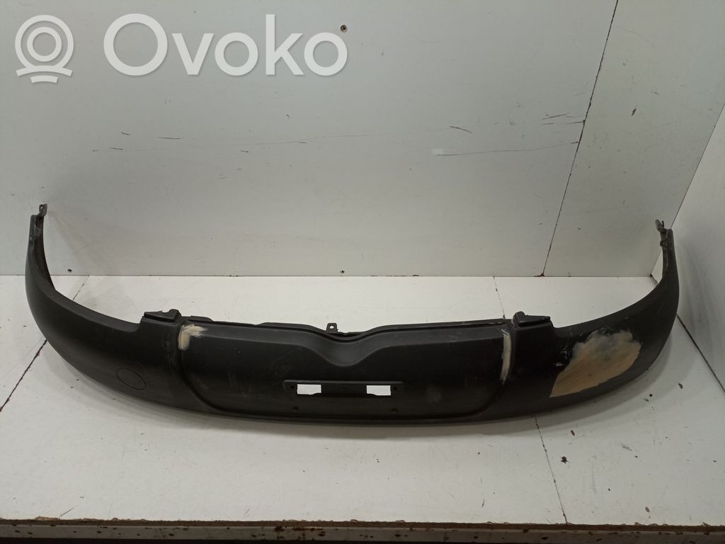Toyota Echo Parachoques delantero 