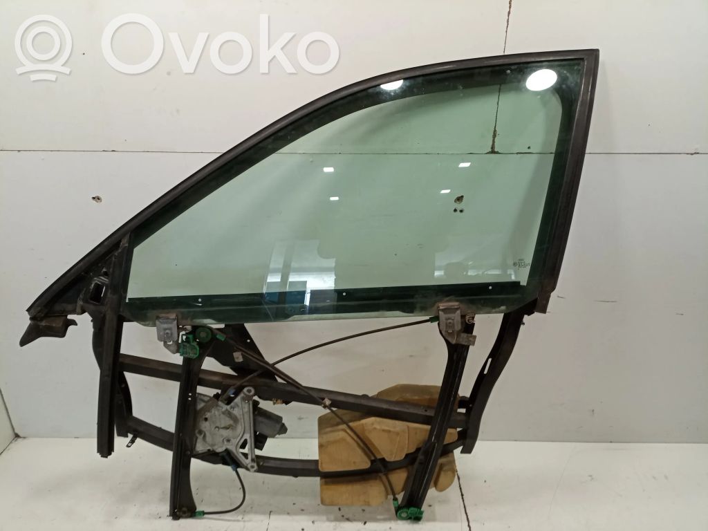 Audi A4 S4 B5 8D Priekinis el. lango pakėlimo mechanizmas be varikliuko 