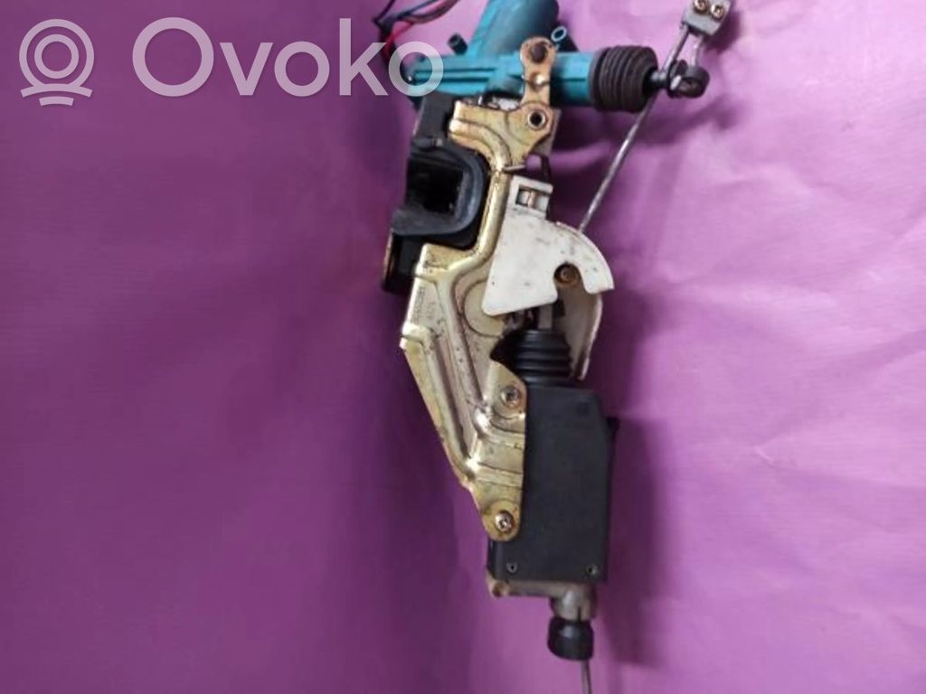 Opel Tigra A Coupe door lock (next to the handle) 