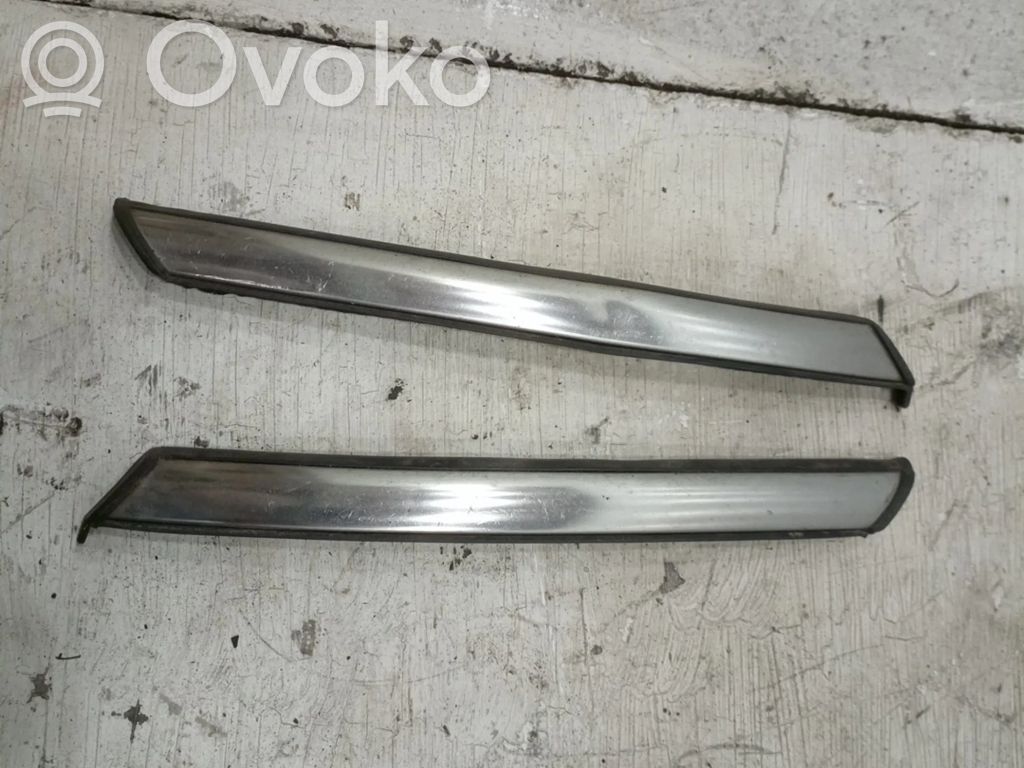 Panel lateral trasero