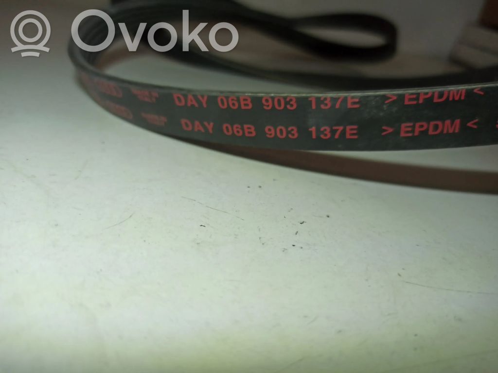 Audi A4 S4 B5 8D Motor 