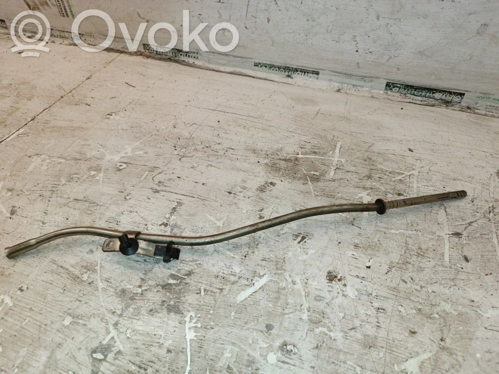 Opel Astra H Grotelės priekinės 