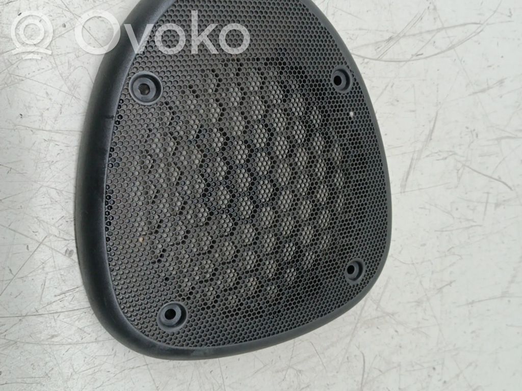 Priekinės durys   7700826184