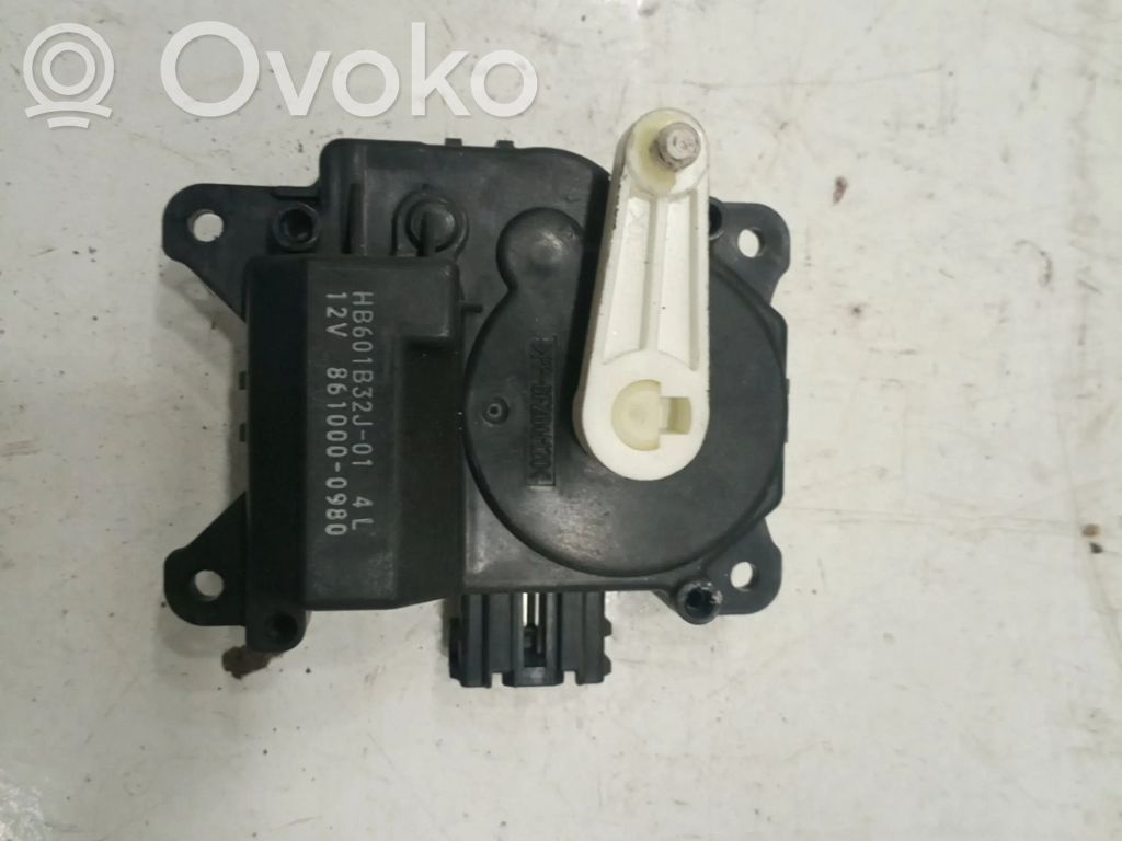 Mazā radiatora ventilators   8610000980