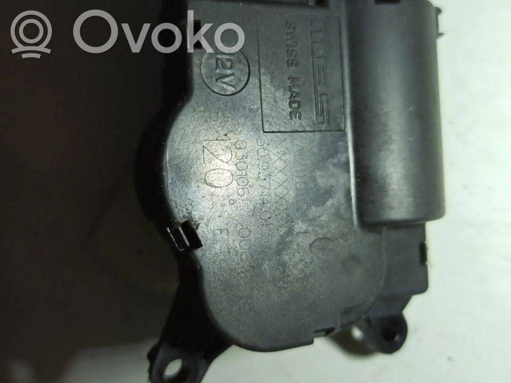 Heizungslüfter   309371401