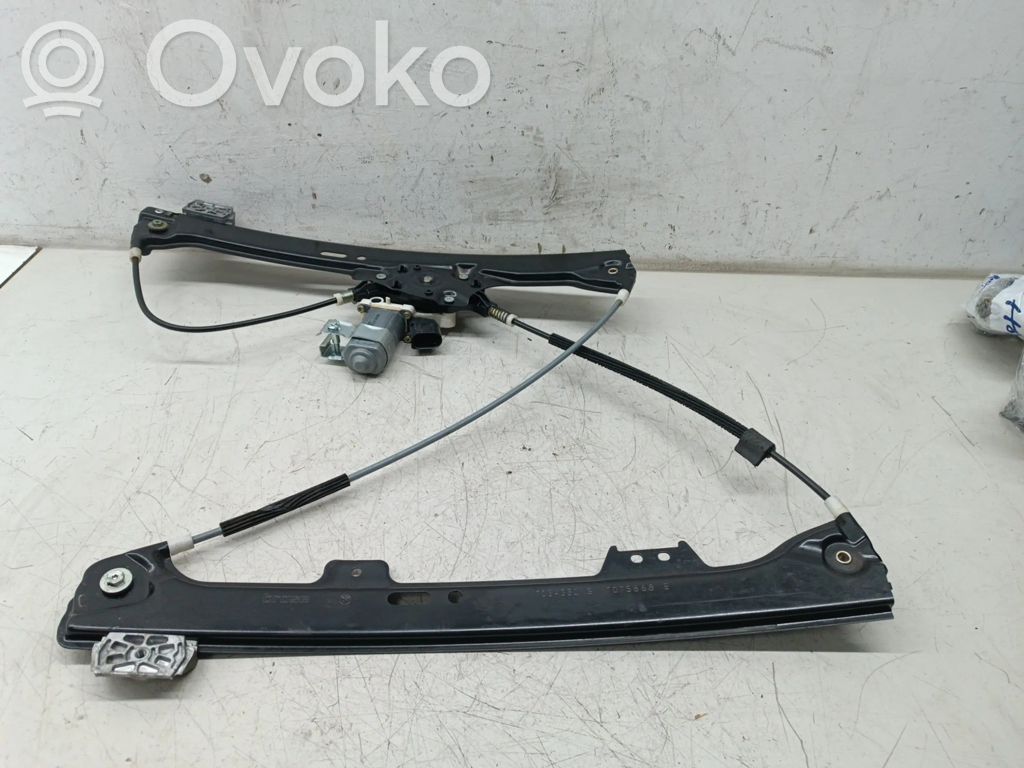 Priekšpusē loga pacēlāja motoriņš   7034352,7075668