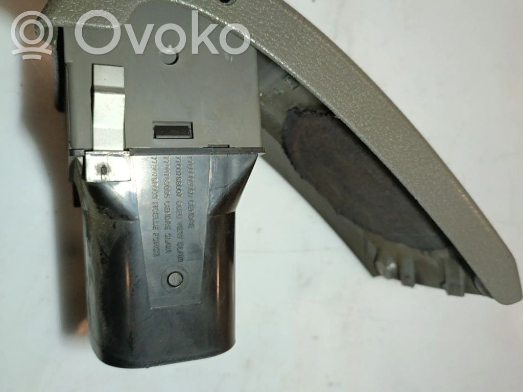 Renault Clio I Dashboard 