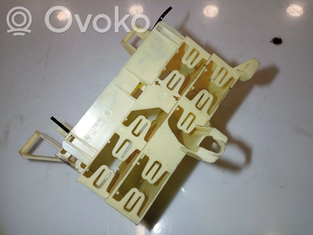 BMW 3 E46 SAM control unit 