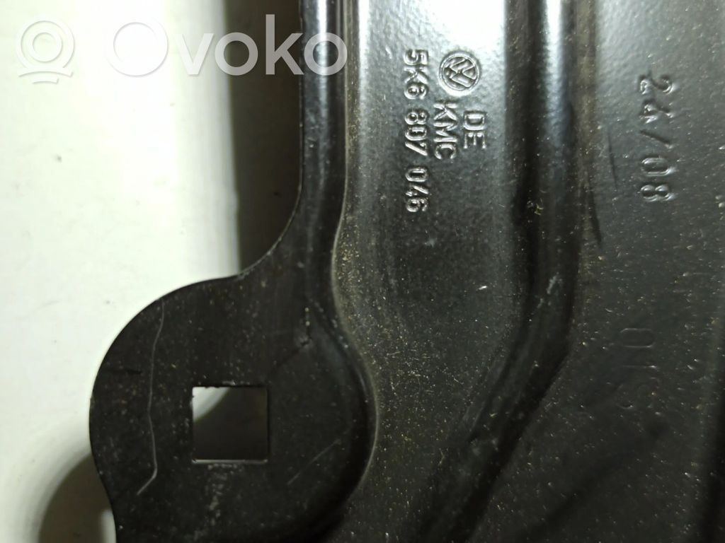 Etupuskuri   5K6807046,DIREITO,NOVO