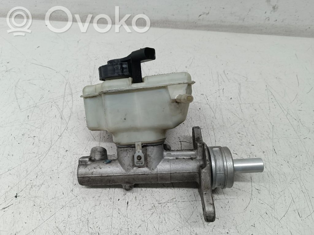 Cilindro de freno maestro   1K1614019B,1K1611301C