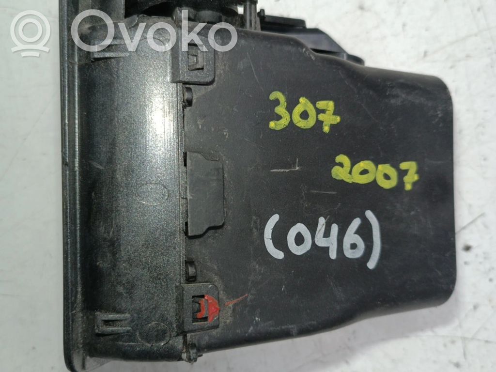 Dashboard   9634498977,046R