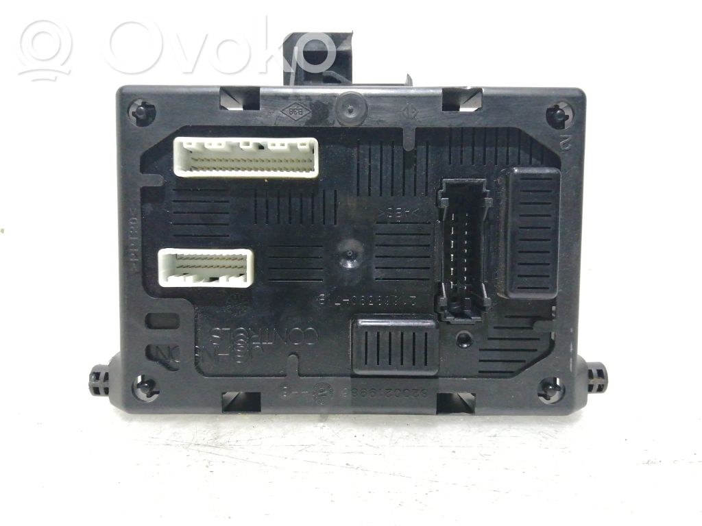 SAM valdymo blokas   8200497361,BSI,R202303591