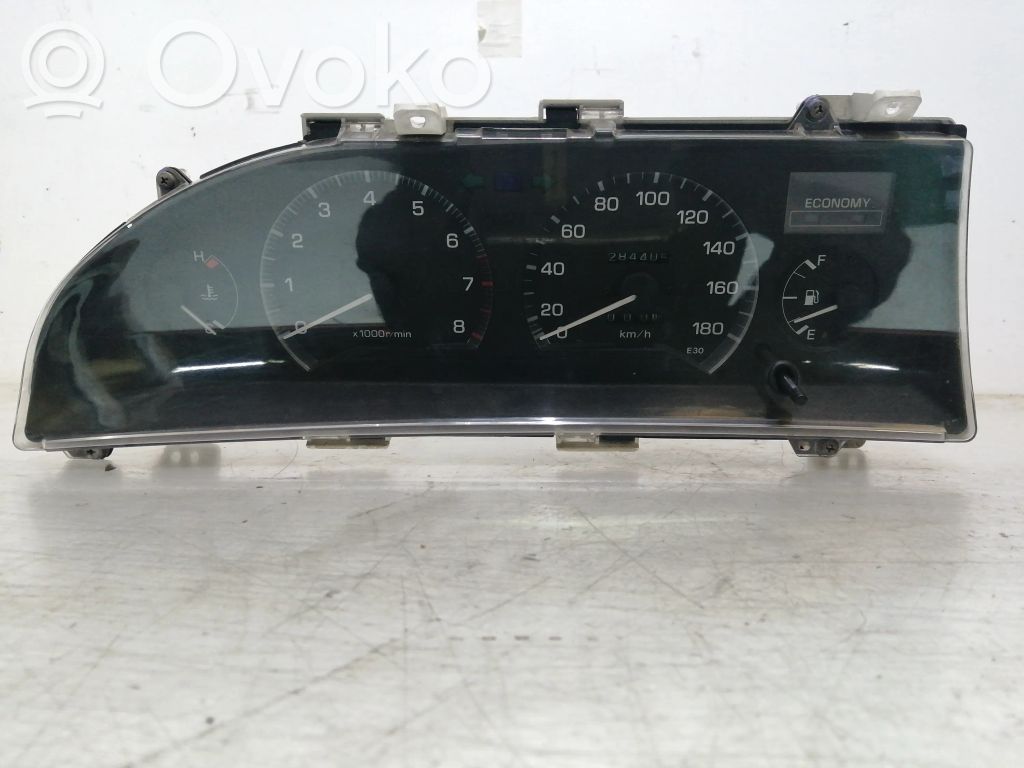 Toyota Corolla E90 Speedometer (instrument cluster) 