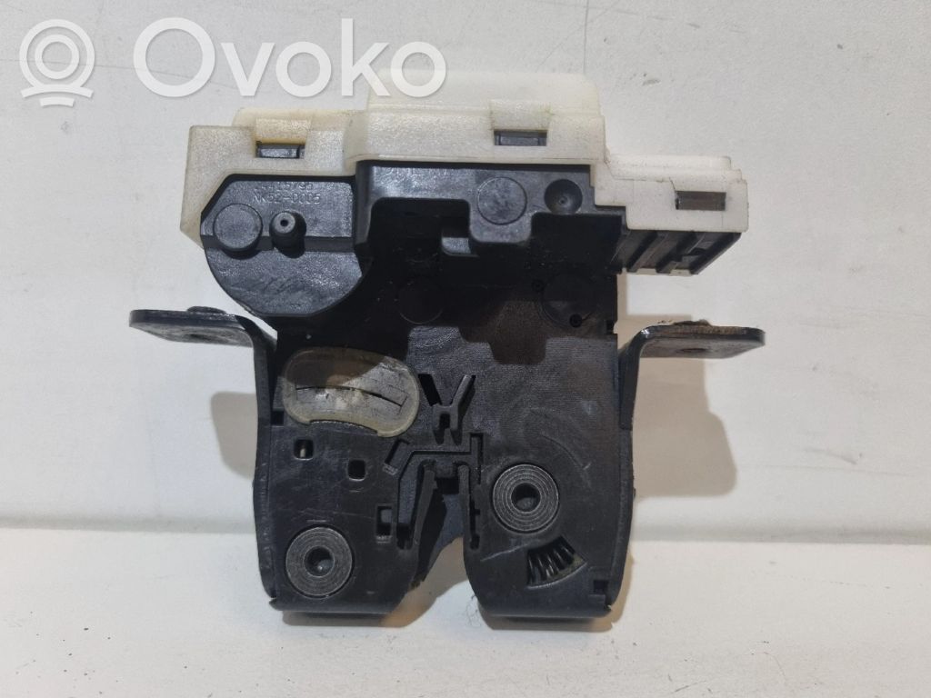 Tailgate exterior lock   8200948107,R202319091