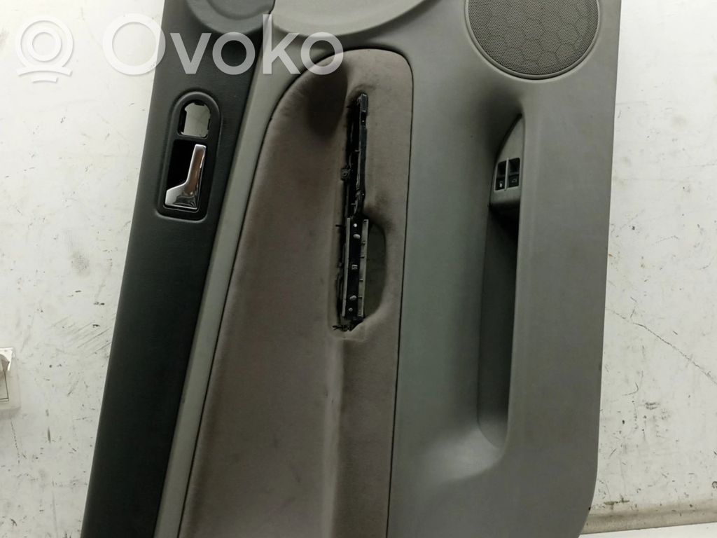 Volkswagen PASSAT B5 Apmušimas priekinių durų (obšifke) 