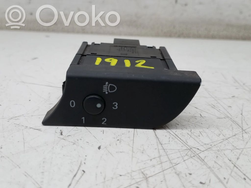 Seat Exeo (3R) Speedometer (instrument cluster) 