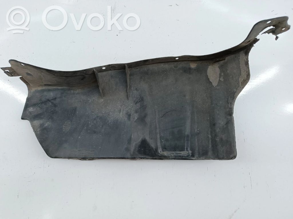 Volkswagen Golf IV Dzinēja pārsegs (dekoratīva apdare) 