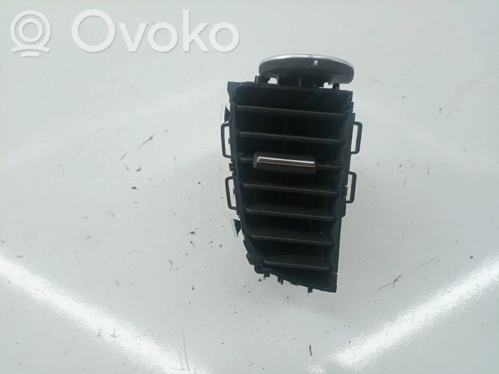 Панель   DIREITO,687501810RB