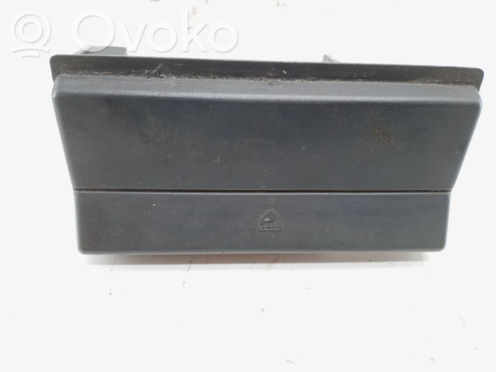 Renault 19 Car ashtray 