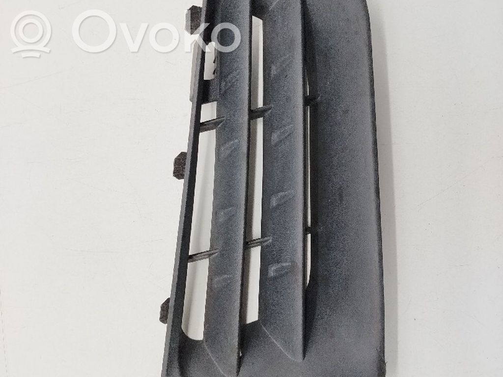 Front grill   8200412380,ENCAIXEESTALADO