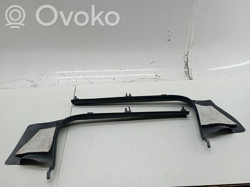 Panel lateral trasero   8E0867272,8E0867271,DIREITA,ESQUERDA