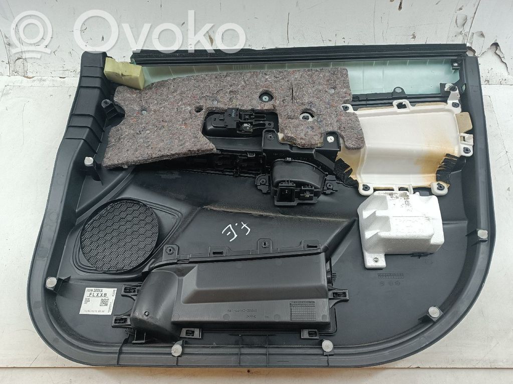 Mitsubishi ASX Boczki / Poszycie drzwi przednich 