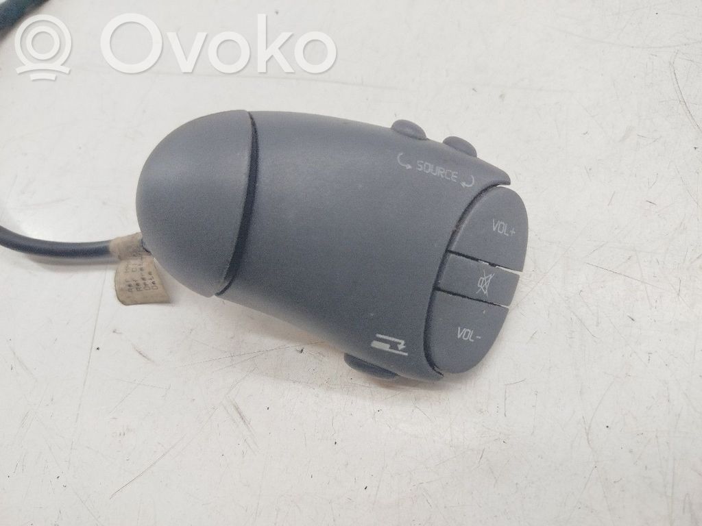 Renault Clio II Radio/CD/DVD/GPS head unit 