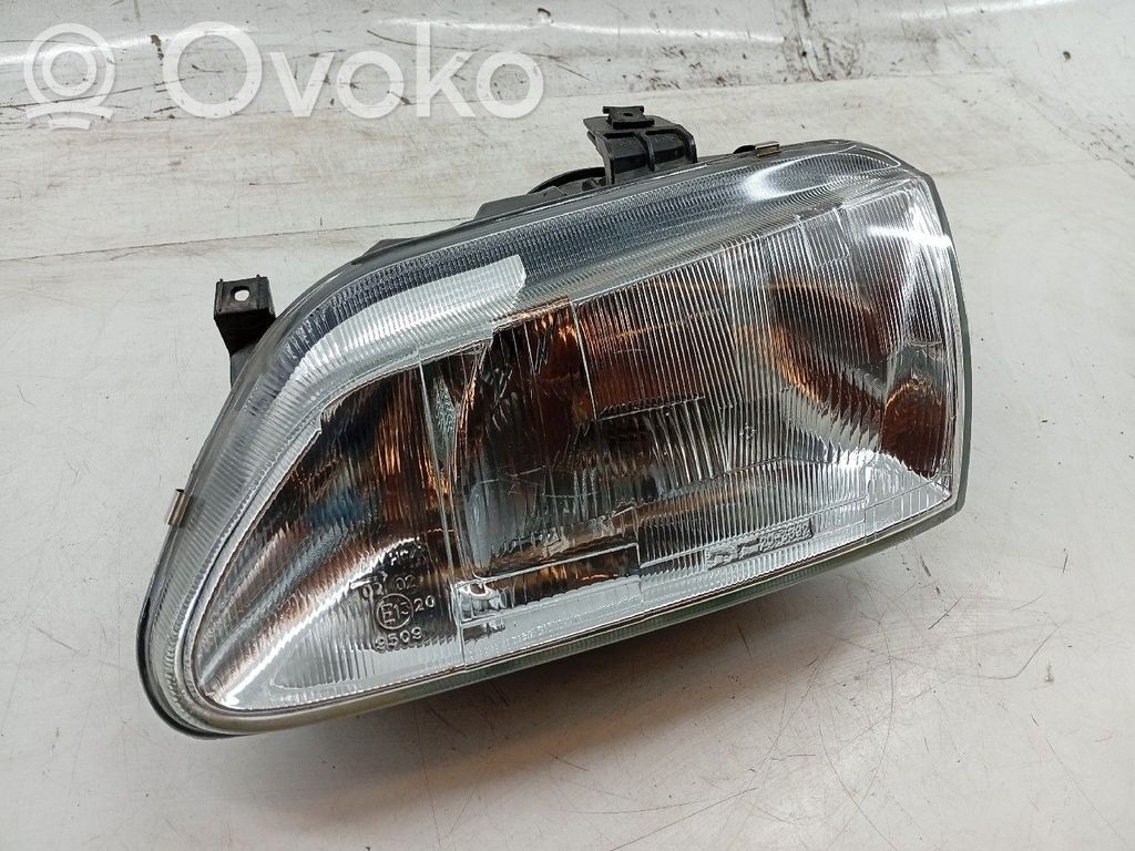 Headlight/headlamp   203692B
