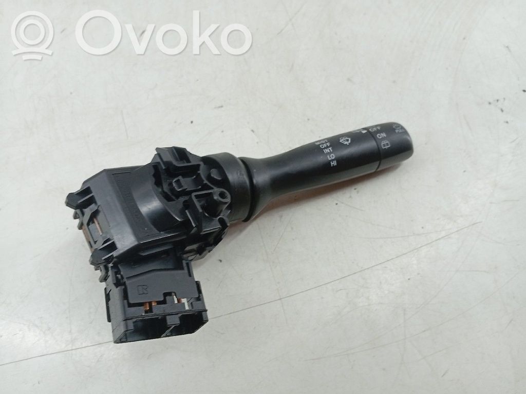Other switches/knobs/shifts   D173848