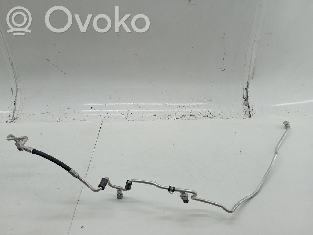 Ilmastointilaitteen putki (A/C)   683295101