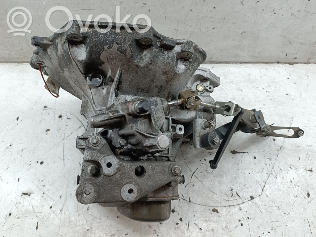 Opel Astra G Manuaalinen 5-portainen vaihdelaatikko 