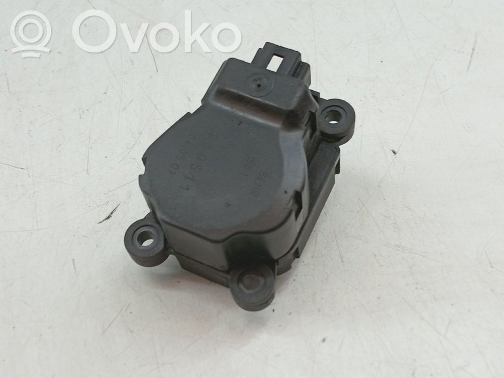 Mazā radiatora ventilators   410473241