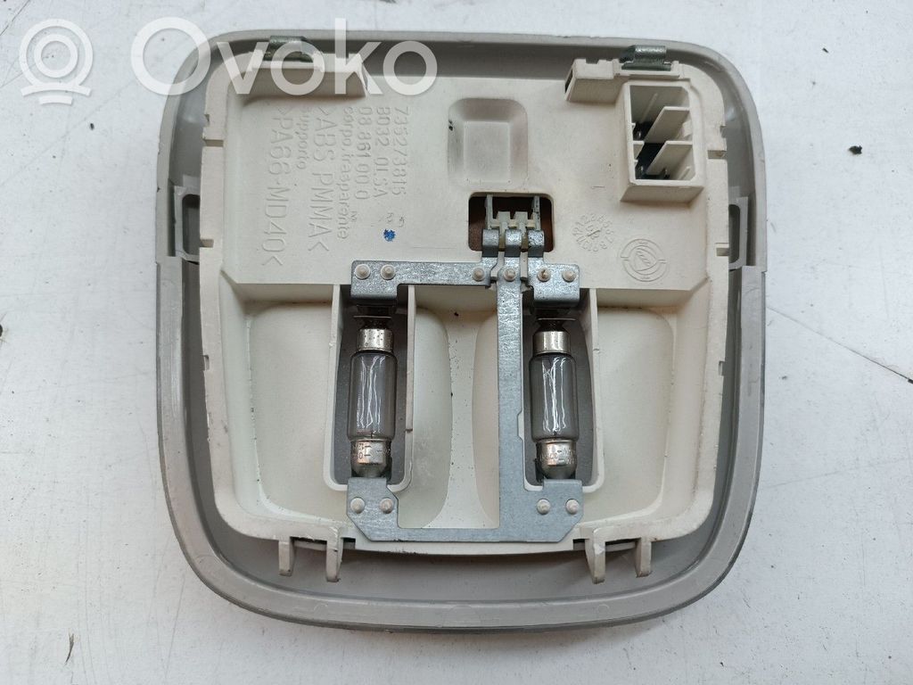 Luz de freno   735273815,08861000