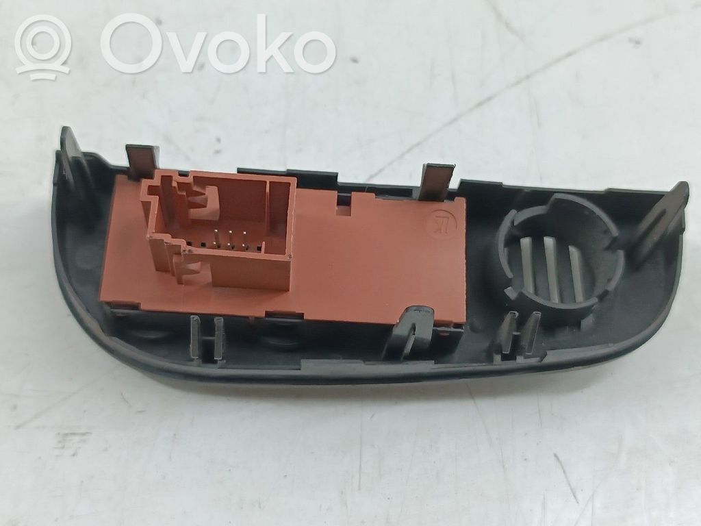 Other switches/knobs/shifts   96405774XT,DECRUISECONTROL