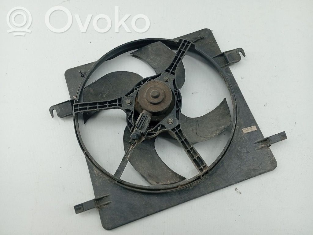 Mazā radiatora ventilators   97KB8C607CA