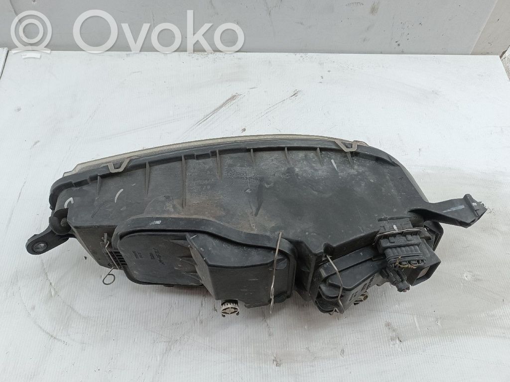 Fiat Punto (188) Lampa przednia 
