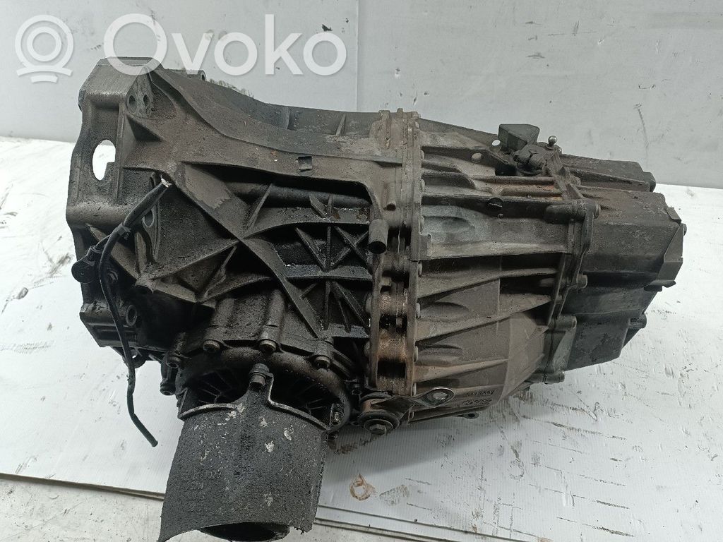 Audi A4 S4 B6 8E 8H Caja de cambios manual de 5 velocidades 