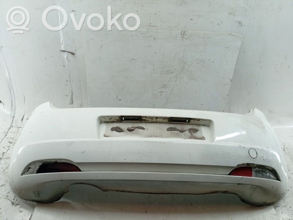 Fiat Grande Punto Parachoques 