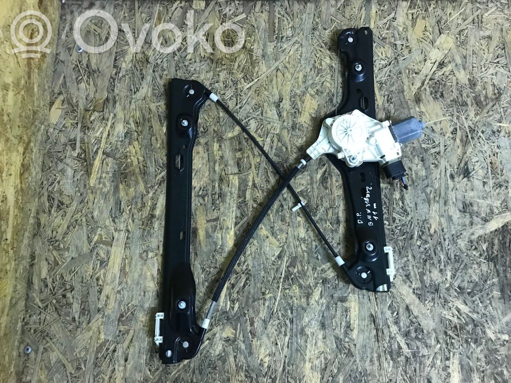 Regulador de puerta delantera con motor