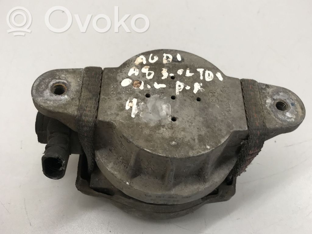 Audi A8 S8 D3 4E Moottorin kiinnikekorvake 