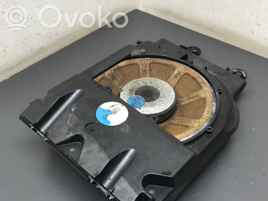 Subwoofer   369013249,5112171,491343073205