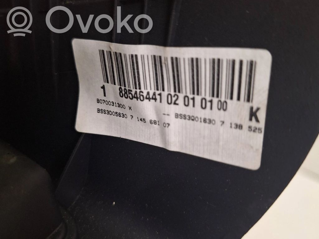 Oro grotelės gale   88546441,BSS3D05630,BSS3001630,B070031300