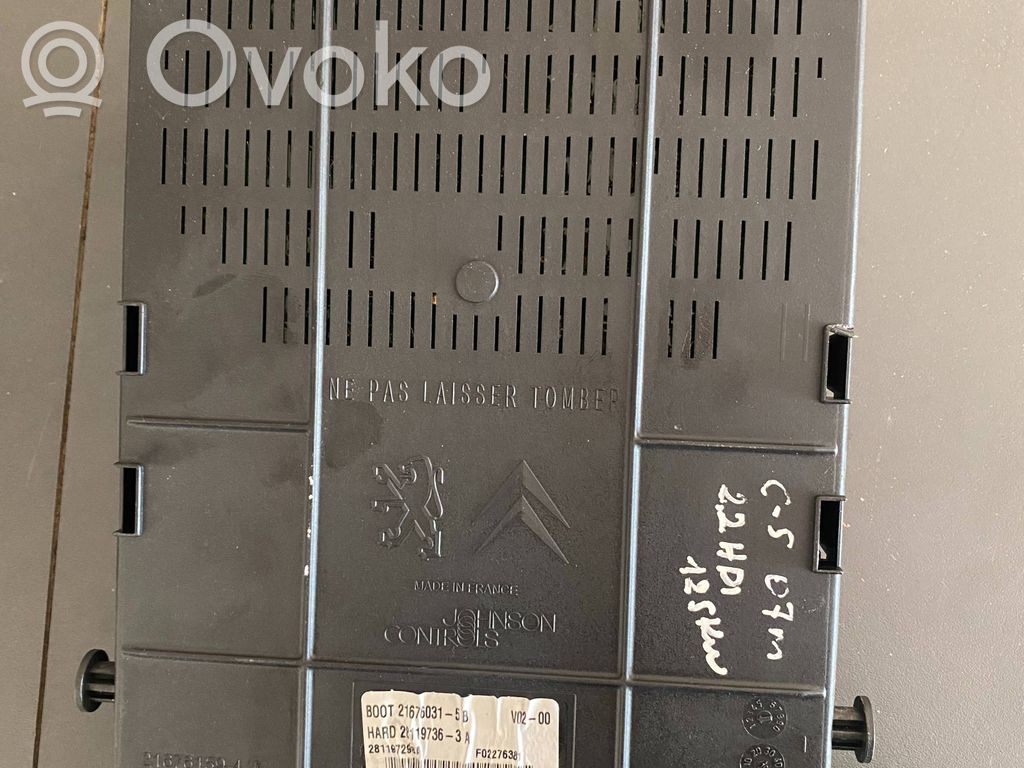 Mukavuusmoduuli   21676031,281197298A,281197363A