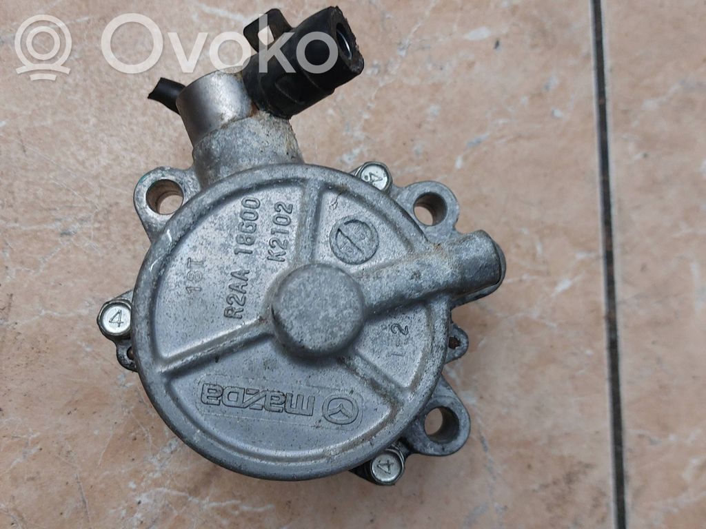 Mazda CX-7 Vacuum pump 