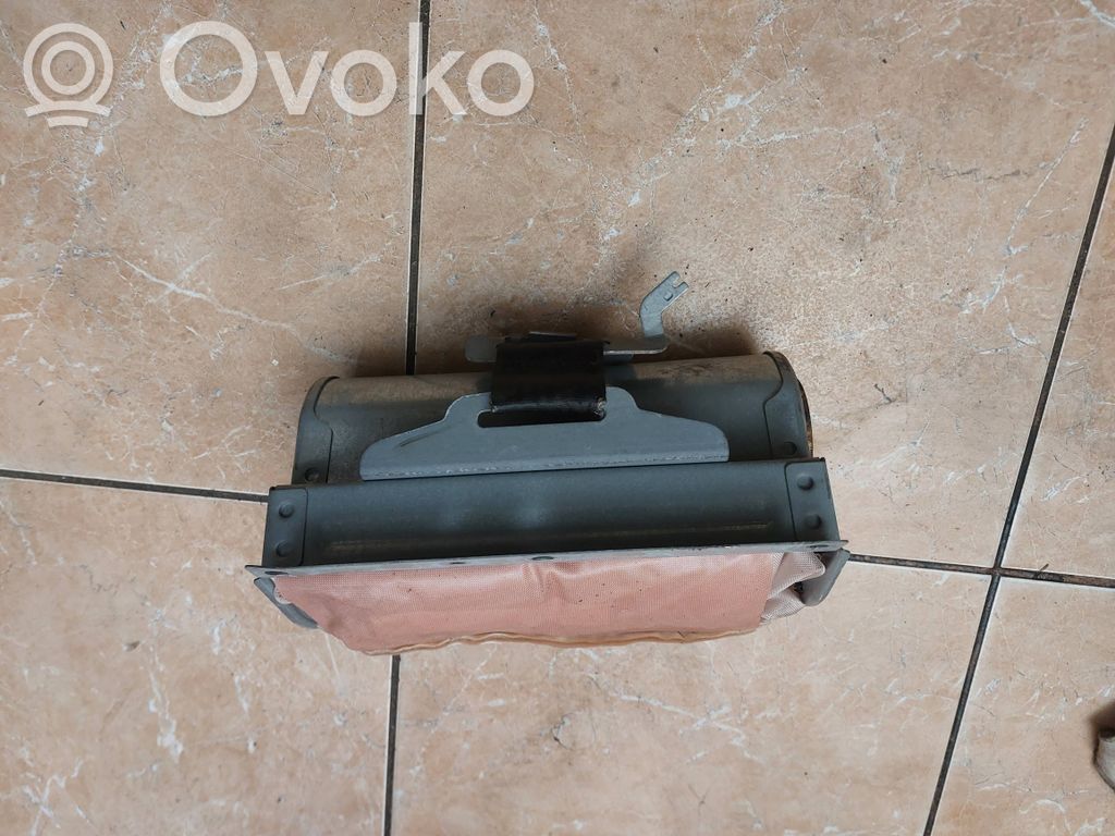 Saab 9-5 Keleivio oro pagalvė 