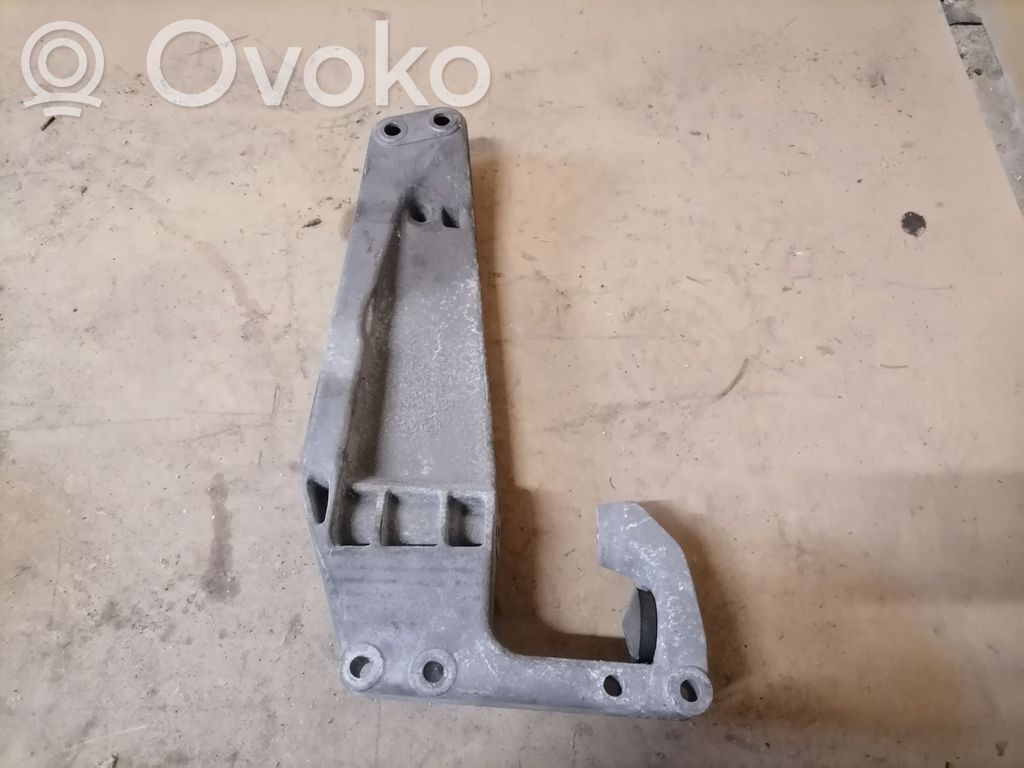 BMW X3 F25 Gearbox mounting bracket 