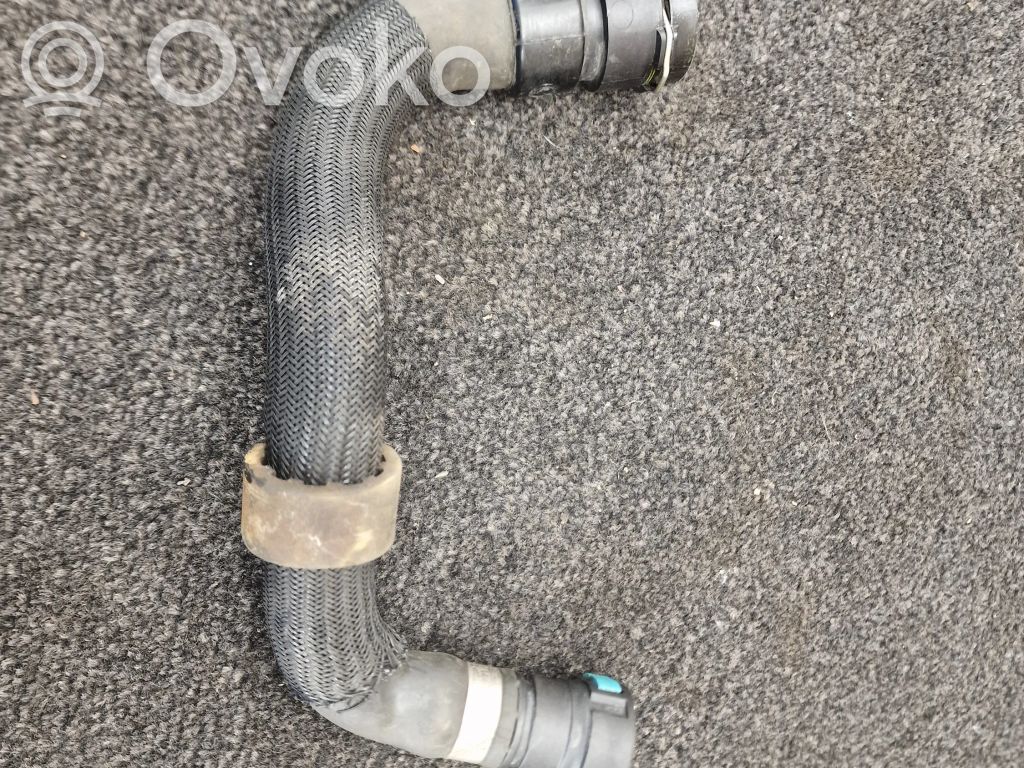 Land Rover Evoque I Engine coolant pipe/hose 
