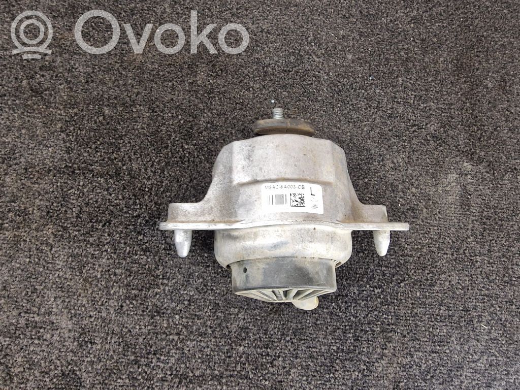 Jaguar F-Pace Engine mount bracket 