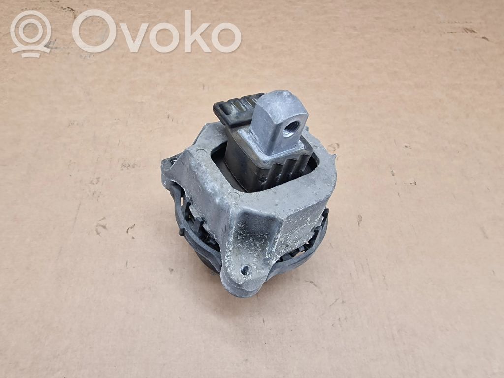 BMW 7 G11 G12 Engine mount bracket 